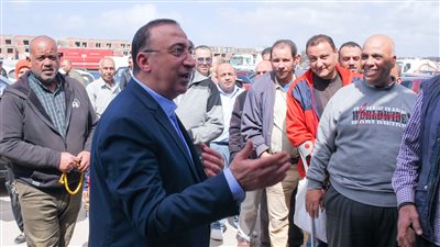 الشريف: افتتاح معارض أهلا رمضان بالإسكندرية لتخفيف العبء عن المواطنين