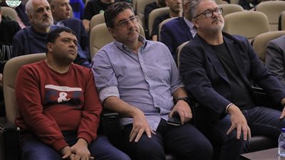 عجائب اتحاد الكرة، فيتوريا وميكالي يحاضران مدربي الرخصة A 