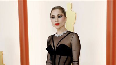 الأوسكار، ليدي جاجا وريهانا بالأسود في حفل توزيع الجوائز (فيديو)