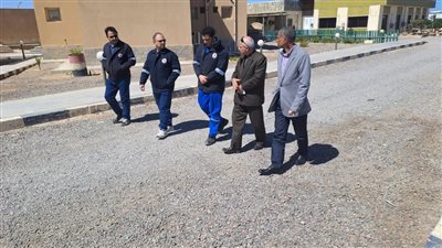 جولة في مواقع إنتاج بالبحر الأحمر للتوعية بتعيين 