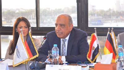 وزير قطاع الأعمال العام يكشف تفاصيل مشروع ضخم لتصنيع المواد الخام الدوائية