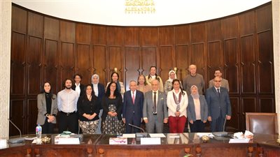 نائب رئيس جامعة الإسكندرية يستقبل وفد السفارة الفرنسية بالقاهرة 