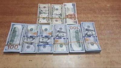 ضبط سيدتين لمحاولتهما تهريب عملات أجنبية بمطار القاهرة 