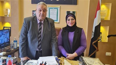 مؤسس مبادرة من علمني حرفا تبحث شكاوى معلمي المدارس القومية