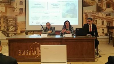 نقاش حول معوقات المرأة المصرية في الإدارة بالأعلى للثقافة 