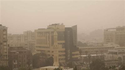 طقس الخميس، رياح مثيرة للرمال والأتربة على هذه المناطق