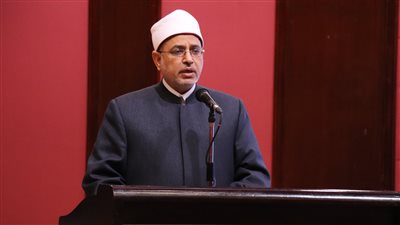 رئيس جامعة الأزهر يحذر من مواقع التواصل: تقطع الأرحام وتفسد الأخلاق 