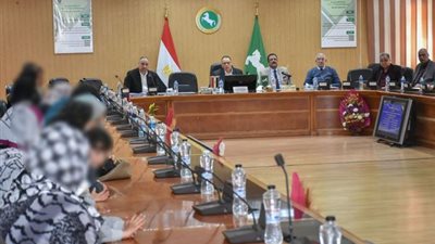 وحدات سكنية ومساعدات فورية للأسر الأولى بالرعاية في الشرقية 