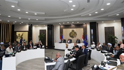 محافظ أسوان: تطبيق الغلق الكامل لبحيرة ناصر لمدة شهر.. هناك رؤية علمية ومستقبلية لإدارة البحيرة لتحقيق عوائد اقتصادية (صور)