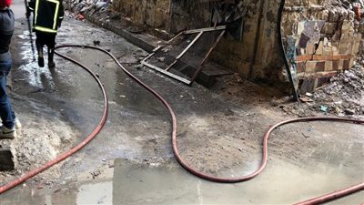 إخماد حريق نشب في عقار خال من السكان بالإسكندرية 