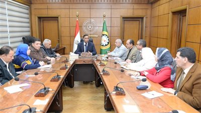 محافظة الدقهلية يحظر غلق الموبايلات بين التنفيذيين 