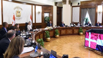 مدبولي ورئيسة وزراء الدنمارك يترأسان جلسة مباحثات موسعة
