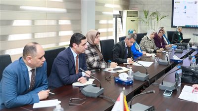 وزيرة البيئة: مناقشة استراتيجية الاقتصاد الأزرق ومتابعتها من خلال لجنة مخصصة 