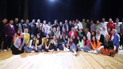 كارمن سليمان تحضر بروفات كورال جامعة عين شمس (صور)