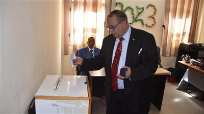 حمدي حسين رئيسا لمجلس إدارة صندوق علاج أعضاء هيئة التدريس بجامعة الأقصر