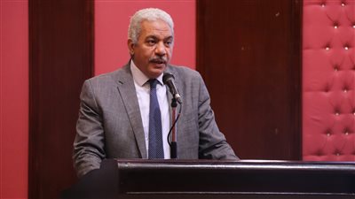 نائب رئيس جامعة الأزهر يطالب باستثمار وسائل التواصل الحديثة فيما ينفع الإنسان 