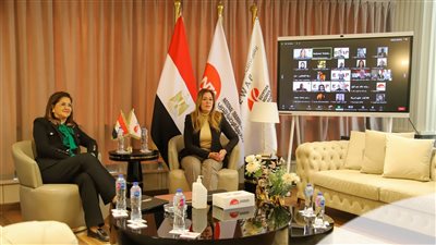 المدير التنفيذي للأكاديمية الوطنية للتدريب تستقبل وزيرة التخطيط والتنمية الاقتصادية