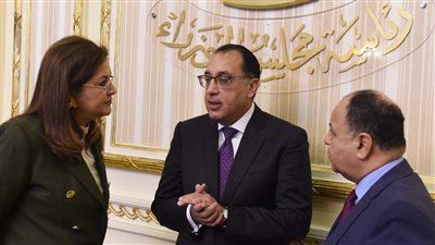 1000 جنيه سنويا لكل سيدة تنجب طفلين فقط.. الحكومة تقر حافزا تراكميا للسيدات لحين بلوغهن سن 45 عاما