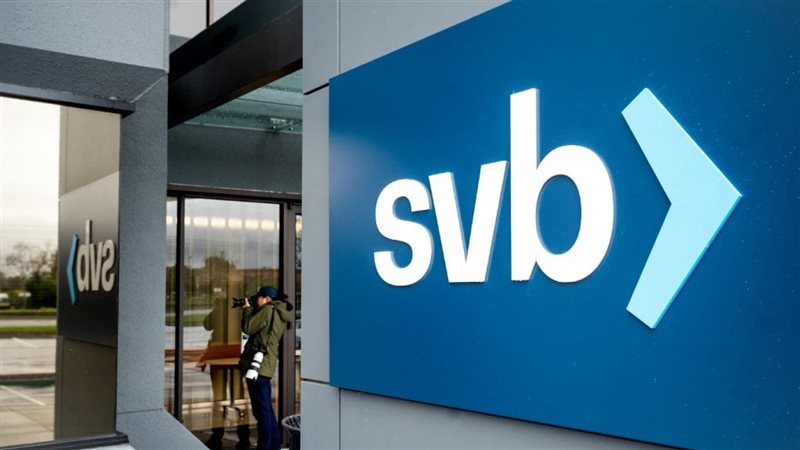 بنك سيلكون فالي،