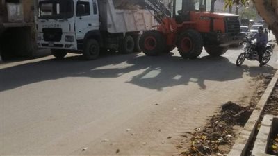 رئيس مدينة الأقصر: رفع 1150 طن قمامة و568 تراكمات من الشوارع خلال أسبوع