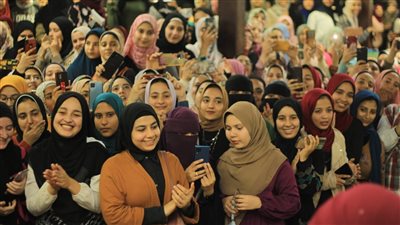 ندوة ثقافية لأمير الشعراء بالمدينة الجامعية للطالبات بجامعة الأزهر