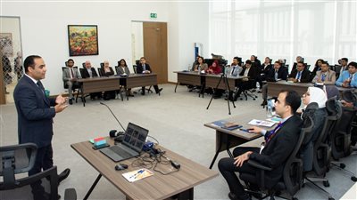 معلومات الوزراء يستشرف مستقبل تطبيقات الذكاء الاصطناعي برؤى شبابية