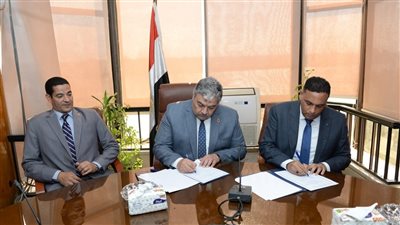 محافظ الدقهلية يوقع مع رئيس أكاديمية السادات للعلوم الإدارية بروتوكول تعاون
