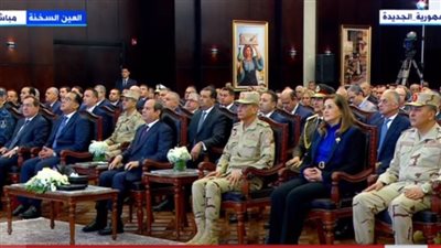 السيسي يشهد الفيلم التسجيلي قلاع إنتاجية بافتتاح مجمع الأسمدة الأزوتية 