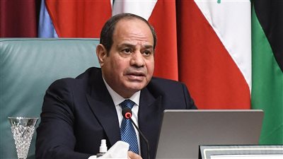 السيسي: أرقام تكاليف المشروعات كبيرة جدًا لكن معندناش خيار تاني