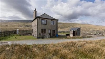  انخفاض سعر المنزل المعزول عن المجتمعات العمرانية ببريطانيا (صور) 