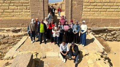طلاب الترميم بآثار الفيوم يقومون بزيارة علمية لمتحف كوم أوشيم ( صور)