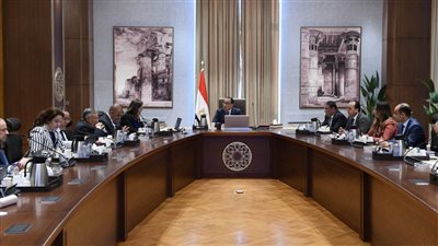 رئيس الوزراء يستعرض أبرز ملامح الخطة الاستثمارية للعام (2023-2024)