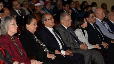 رئيس القابضة للمياه ونائب محافظ الإسكندرية يشهدان ختام فعاليات كل نقطة بتفرق