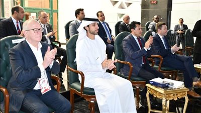 أشرف صبحي ورئيس الاتحاد الدولي يفتتحان كأس العالم لدراجات المضمار