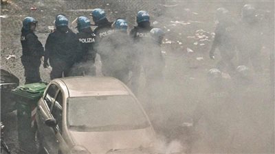 دوري أبطال أوروبا، ألتراس أتالانتا ينضم لجمهور فرانكفورت في الاشتباكات مع الشرطة الإيطالية 