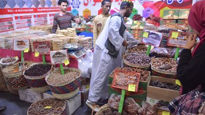 أسعار الياميش بمعرض أهلا رمضان في مدينة نصر (صور) 