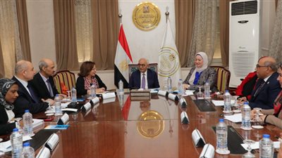 التعليم: نعمل على رعاية النشء وترسيخ القيم المجتمعية والإنسانية للطلاب