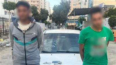 ضبط المتهمين بالاعتداء على سائق تاكسي لسرقة مركبته بمطروح
