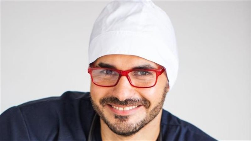 الدكتور كريم على،
