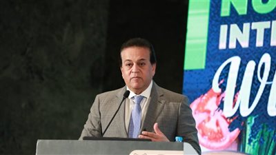 وزير الصحة يُشيد بالتكامل مع الطيران في التصدي لجائحة كورونا