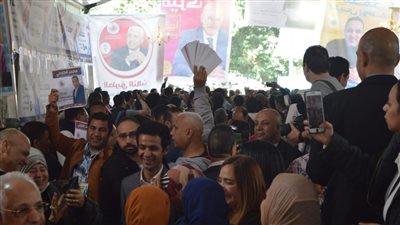 مد التسجيل في الجمعية العمومية ساعة لعدم اكتمال النصاب القانوني 