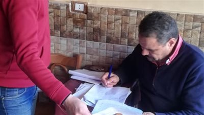 محافظ الإسكندرية: التفتيش على 48 محلا عاما بالعجمي للتأكد من التزامها بالأسعار 