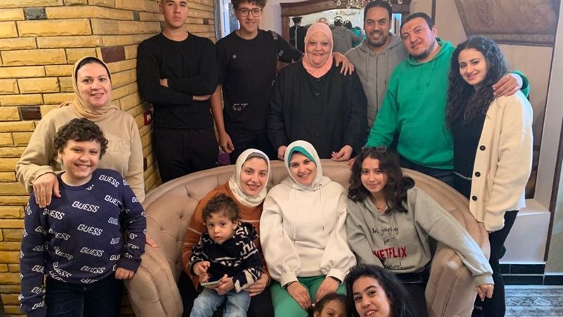 الأمهات المثاليات،فيتو