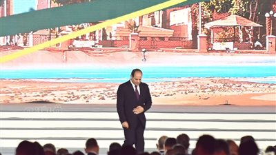 السيسي: عايز أقول لكل مصري أنا شايفك ومعاك وبحاول أخفف عنك