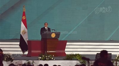 السيسي عن الأطفال المتطوعين: فارق بين الإيد اللي بتطبطب واللي بتدمر 