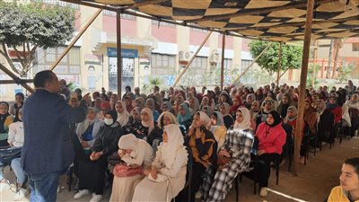 إقبال كثيف على القوافل التعليمية لطلاب الإعدادية والثانوية بــ الـجيزة وقنا