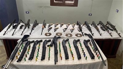 حملة أمنية بأسيوط تضبط 28 قطعة سلاح ناري و4 قضايا مخدرات 