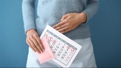 منها التوتر ومشاكل الغدة الدرقية، أسباب طول فترة الدورة الشهرية