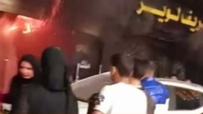 ماس كهربائي وراء تفحم محل ملابس بطنطا و150 ألف جنيه خسائر (صور)