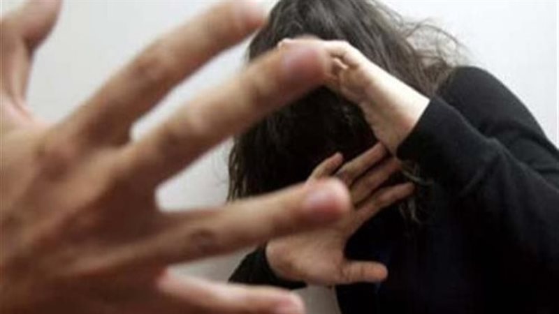 الاعتداء على خبيرة